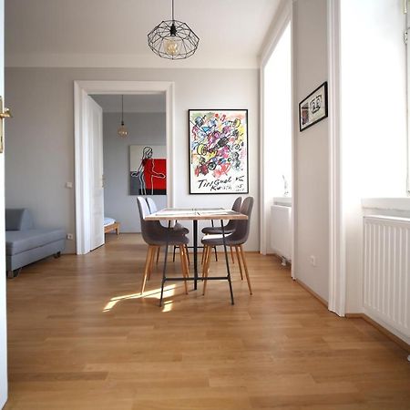 Classic, Modern & Sunny. 7Min To Vienna'S Center! ภายนอก รูปภาพ